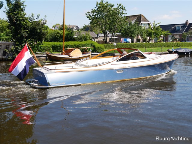 Long Island 33 - Runabout